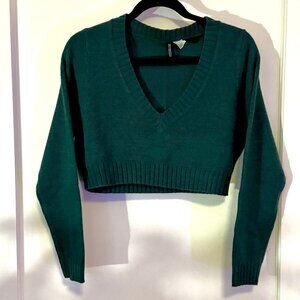 Divided H&M Crop Sweater sz L